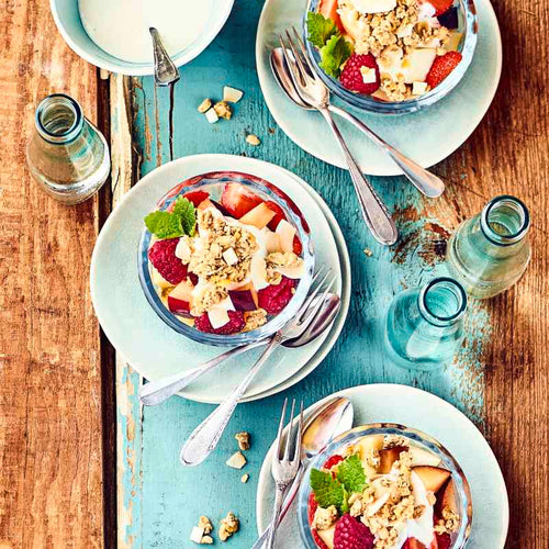 Obstsalat mit Joghurt-Soße
