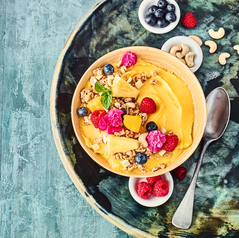 Chai-Mango-Smoothie-Bowl